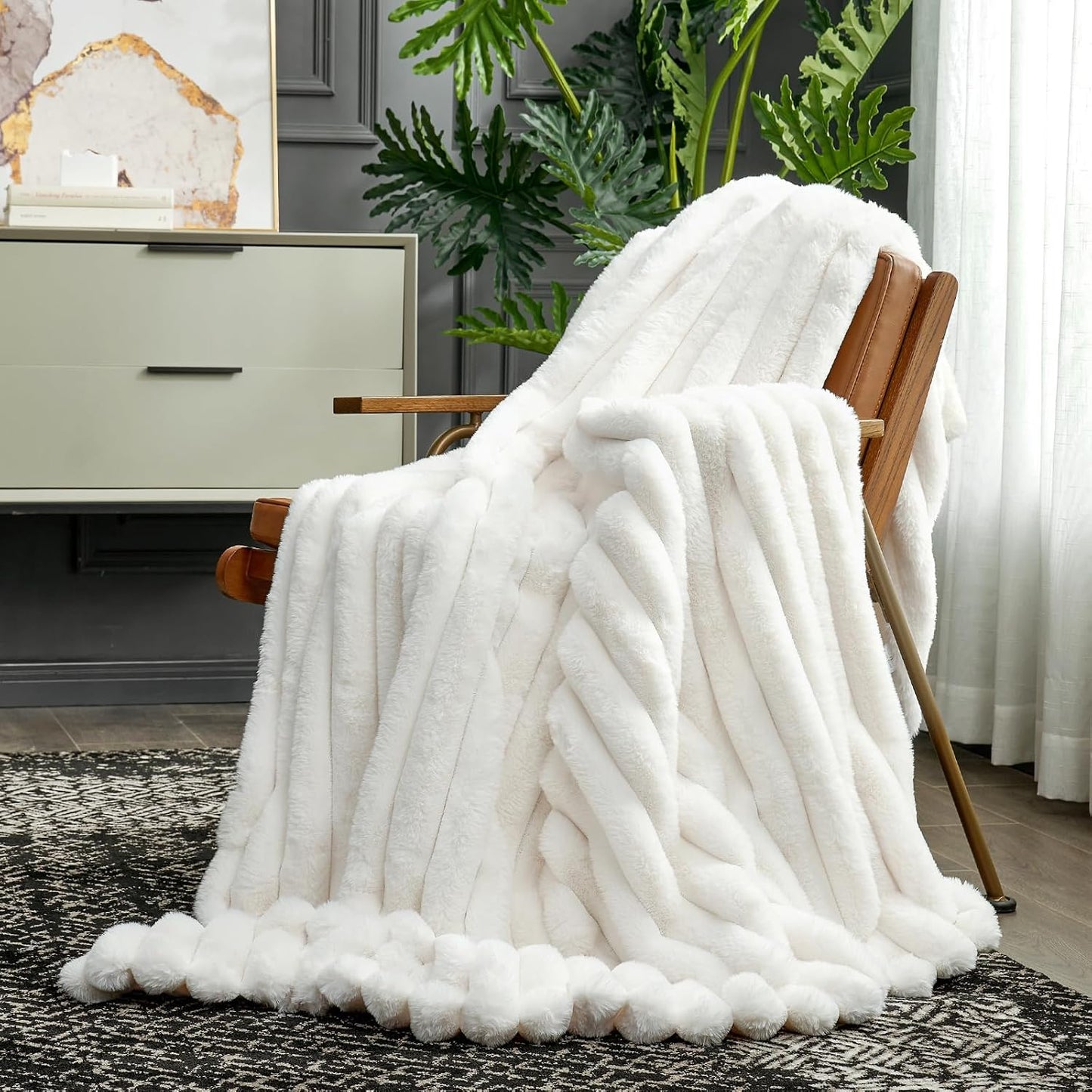 Cozy Bliss Faux Fur Throw Blanket for Couch, Cozy Warm Plush Striped Blanket for Sofa Bedroom Living Room, 60 * 80 Inches Cream White