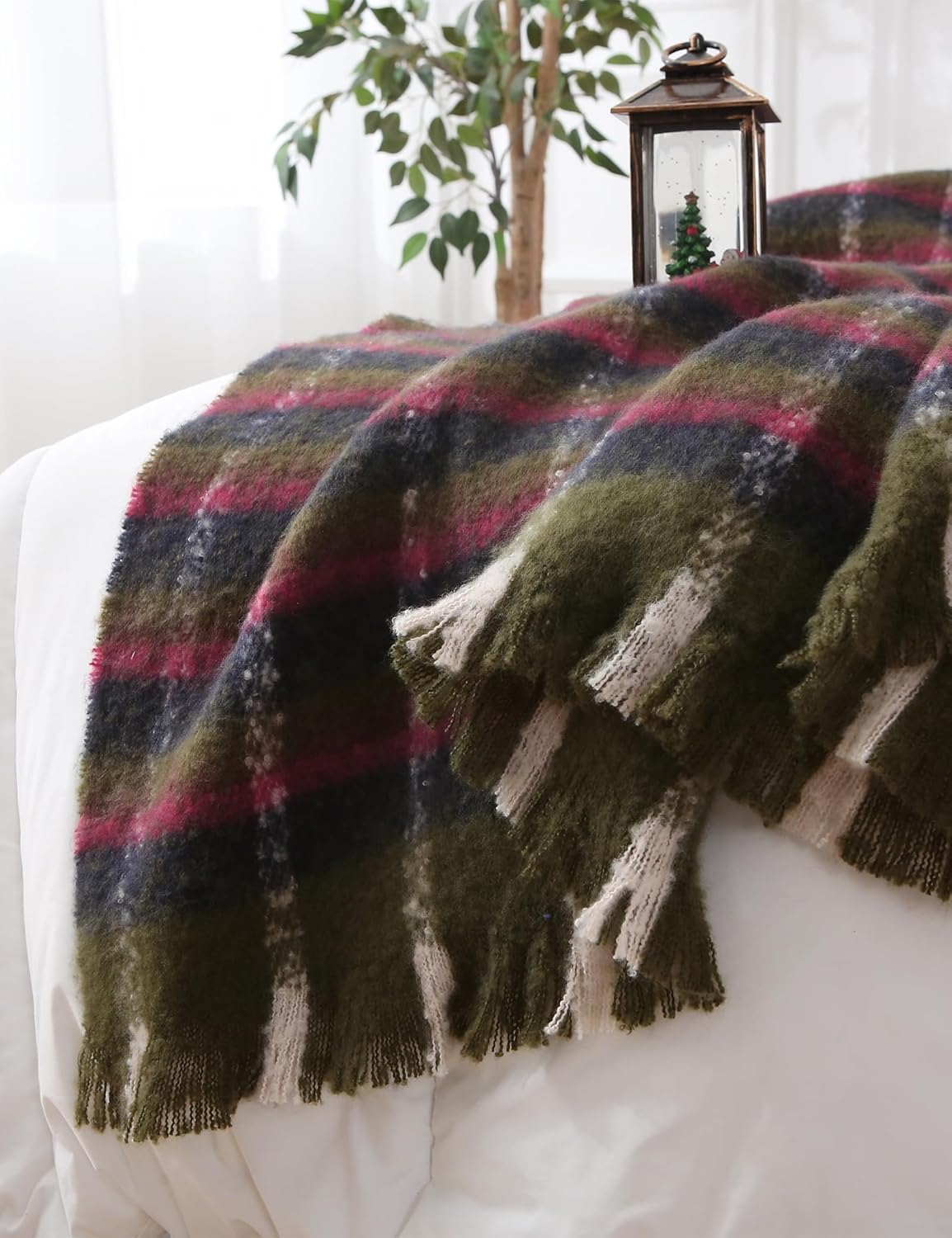 ZonLi Christmas Plaid Throw Blanket, 50" x 60" Christmas Decorative Blankets, Decorative Vintage Throws with Tassel for Couch, Bed, Sofa, Chair, Outdoor, Cozy Warm Lightweight Farmhouse Blankets