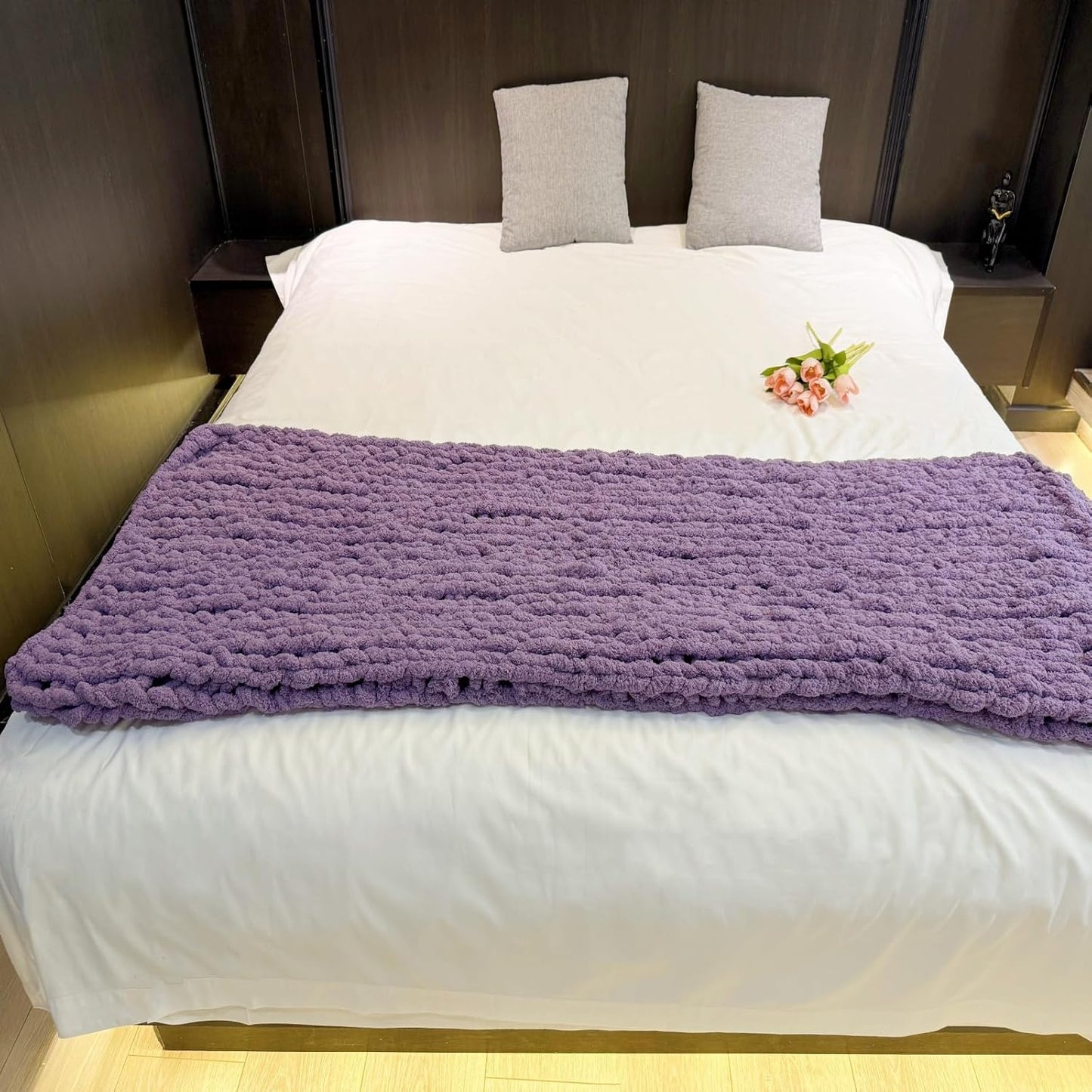 Chunky Knit Blanket Throw 40"x60", Chenille Throw Blankets, Handmade Warm & Cozy Blanket Couch Bed Home Decor, Soft Breathable Fleece Banket, Christmas for Couch Bed Sofa Best Gift (Purple)