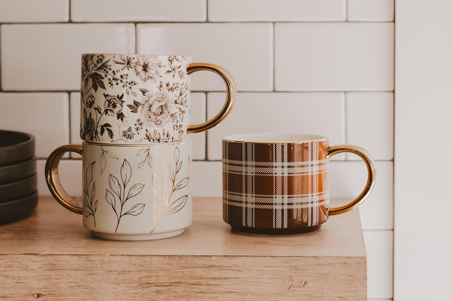 Sweet Water Decor Gold Leaves Mug with Gold Handle, 14oz Fine Bone China Coffee Cup for Tea, Latte, or Hot Cider, Autumn Leaf Drinkware, Fall Decorations for Kitchen, Gift for Mom, Sister & Wife