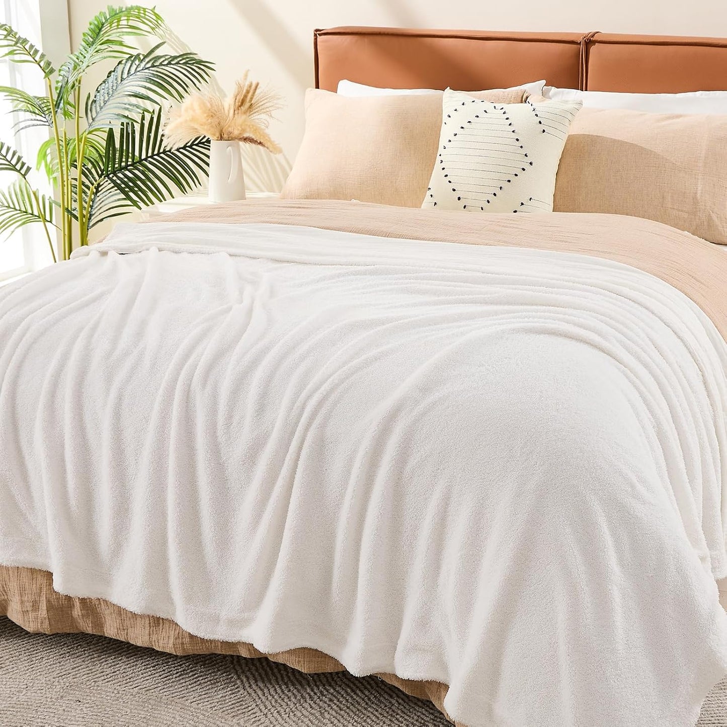 EMME Muslin and Fleece Queen Blanket Reversible - 80"*90" Cream Soft Warm Throw Blankets for Couch Bed Picnic Travel Bed
