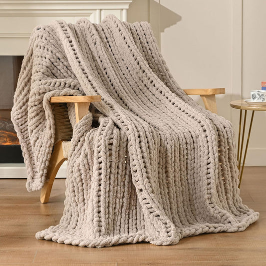 Esterra Chunky Knit Blanket Throw 40"x50", 100% Hand Knitted Chenille Throw Blanket, Cozy Soft Thick Cable Knit Throw Large Rope Knot Crochet Throw Blanket for Sofa Couch Bed, Linen Beige