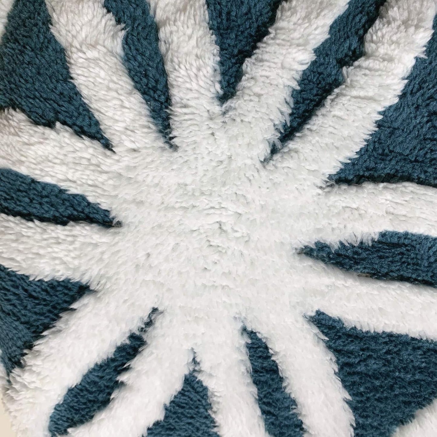 UKELER Navy Blue Flannel Sherpa Throw 60'' x 50'' New Blanket Ultra Plush Lightweight Throw Blanket Luxury Soft Warm Fuzzy Blanket Throws for Bed/Couch/Sofa/Office/Camping