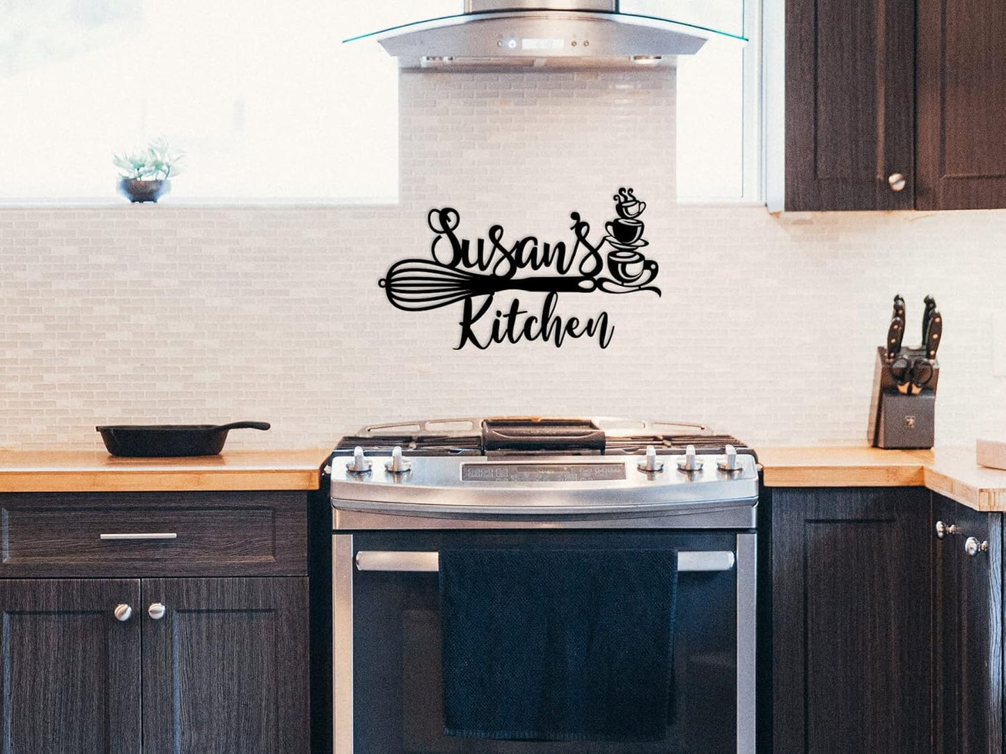 Custom Kitchen Name Sign, Personalized Kitchen Metal Sign, Kitchen Art Wall Decor, Kitchen Signs Wall Decor, Metal Wall Art, Kitchen Decor, Mothers Day Gift, Mom's Kitchen, Gift for Grandma