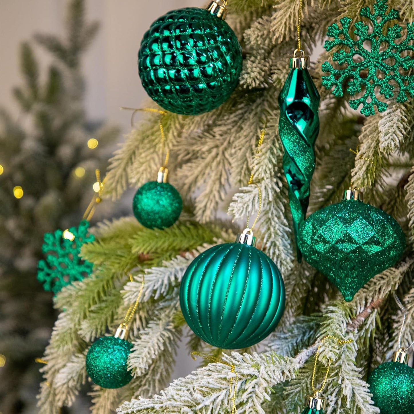 50PCS Christmas Tree Ornaments Set with Shatterproof Balls Icicle Snowflake Hanging Ornaments for Home Office Farmhouse Christmas Decorations, Dark Green