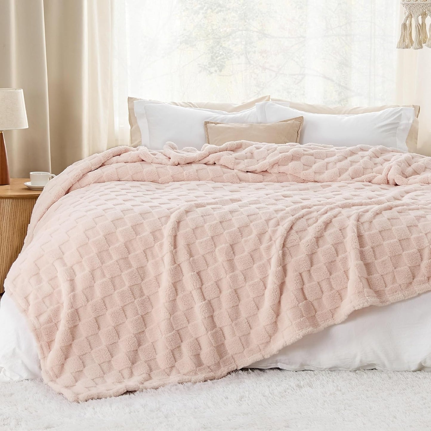 Bedsure GentleSoft Blankets Queen Size for Bed - Super Soft Cozy Blanket for Women Men Girls, Large Fuzzy Fleece Throw for Bedroom Decor, Light Pink, 90x90 Inches