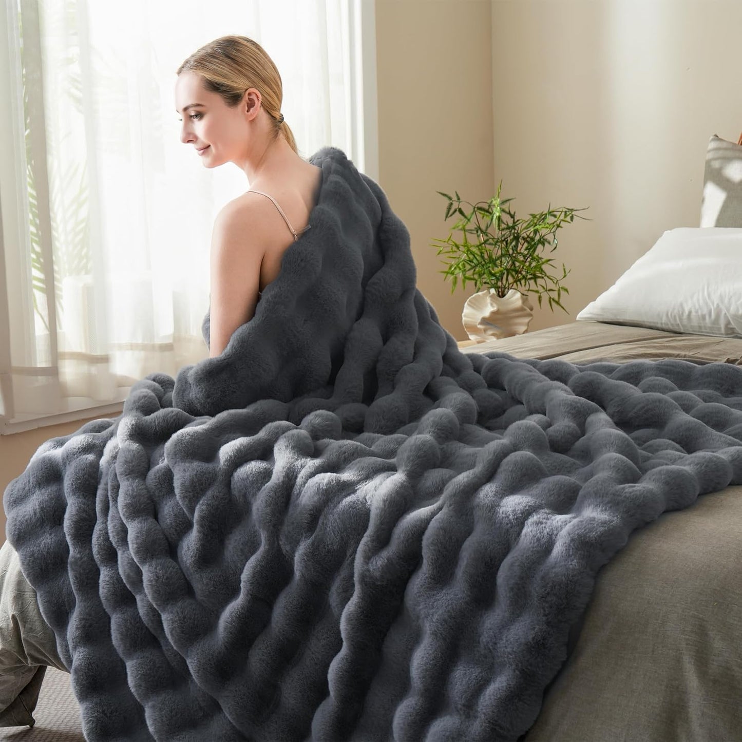 BENVWE Faux Fur Throw Blanket for Couch - Thickened Fluffy Soft Bubble Blanket for Living Room Home Decor - Fathers Day Birthday Gifts for Women Men, Grey, 50" x 60", 1300GSM