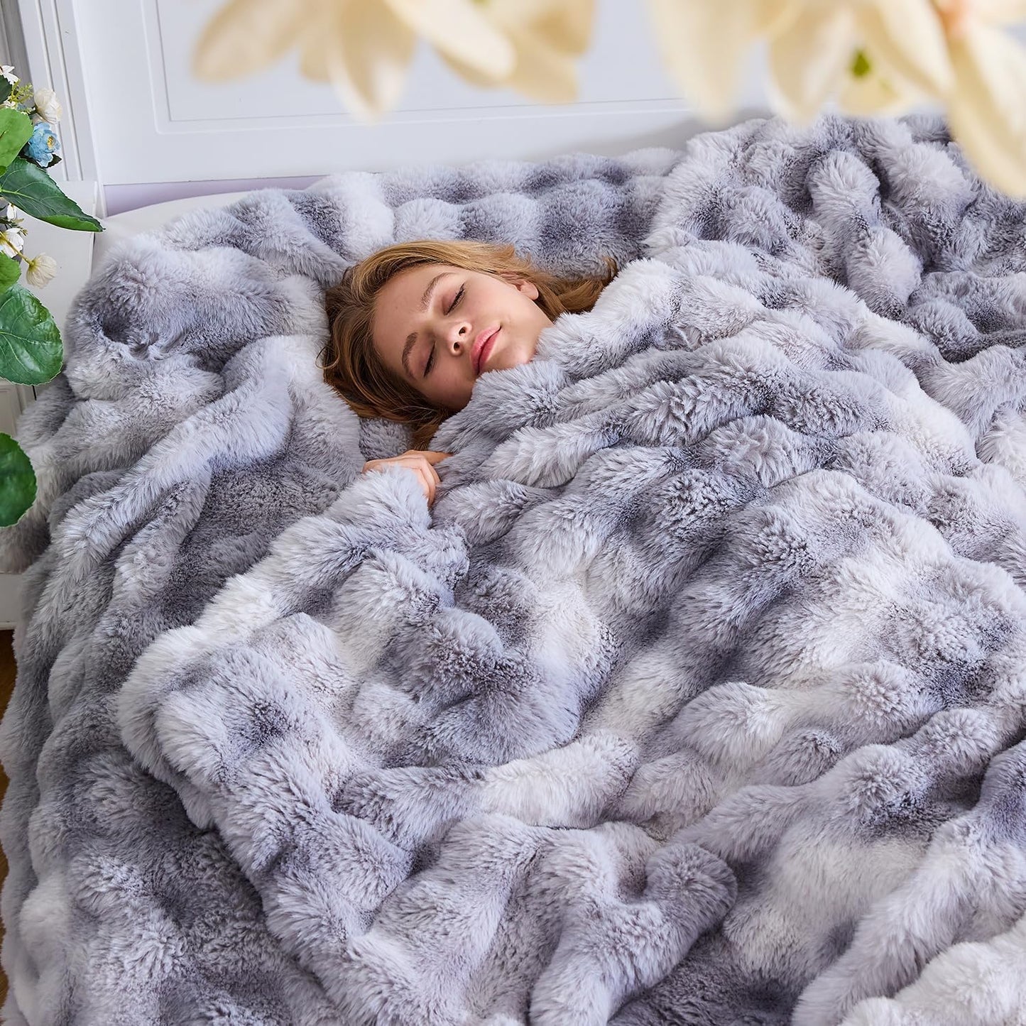 Lotus Karen Faux Fur Throw Blanket - Tie-Dye Gray, Big Bubble Rabbit Fluff, 50x60 Inches