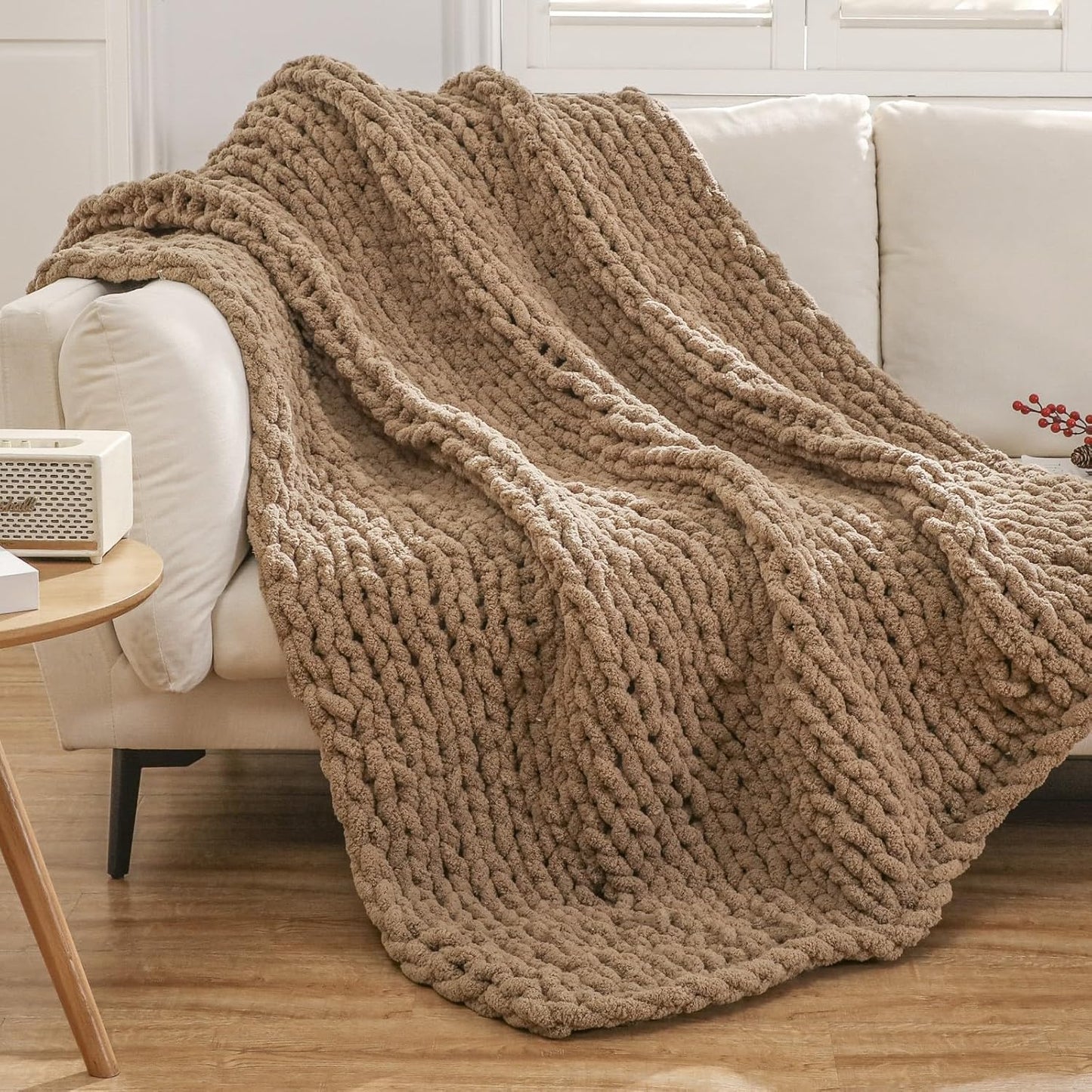 WESHIONGOO Chunky Knit Blanket Throw 50"×60" Knitted Throw Blankets for Couch Bed Fluffy Soft Blanket with Jumbo Chenille Yarn Thick 100% Handmade (Brown)