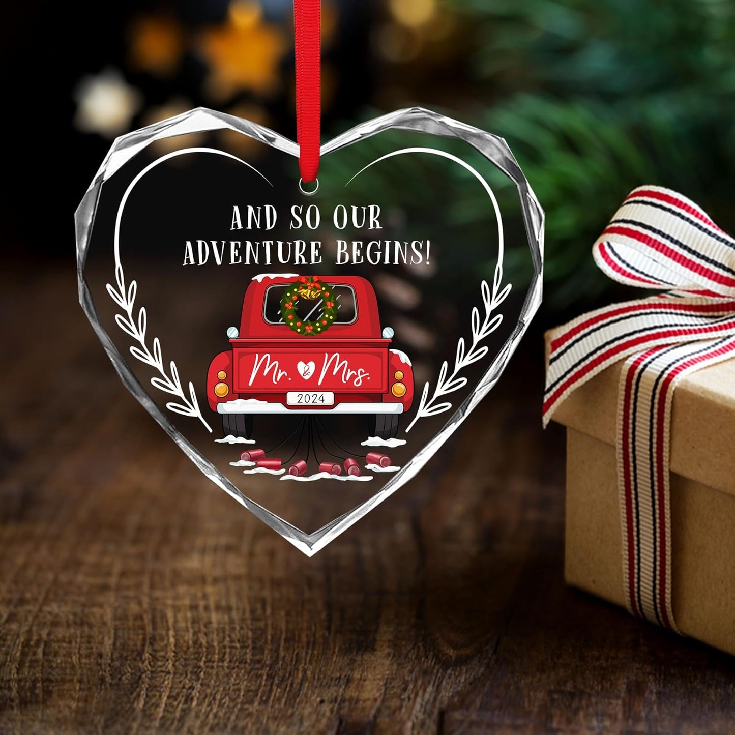 Teezwonder Mr & Mrs Gifts - Christmas Ornaments 2024, Wedding & Engagement Gifts for Couples - Glass Ornaments