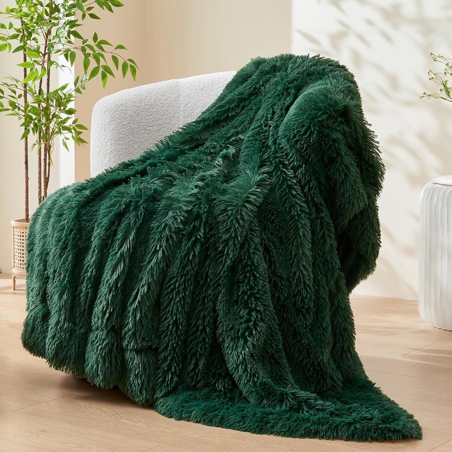 GONAAP Fuzzy Faux Fur Throw Blanket Dark Green Super Soft Cozy Plush Fuzzy Shaggy Blanket for Couch Sofa Bed (Dark Green, Throw(50"x60"))