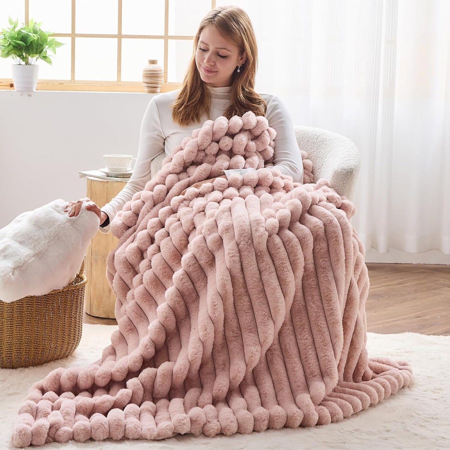 NEWCOSPLAY Faux Fur Twin Blanket Pink 3D Ribbed Plush Thick Warm Blanket for Couch Sofa Bed 850GSM (Pink Ribbed, Twin(60"x80"))