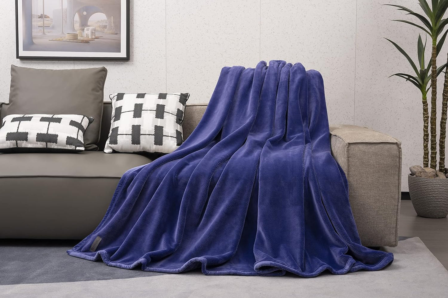 Mellowdy Extra Thick Hearty Plush Flannel Blanket (Violet Purple, 60x80) - 500GSM Twin Size Warm Blanket for Winter, Fall | Soft, Fluffy, Cuddly, Perfect for Bed, Oversized Throw for Couch, Sofa