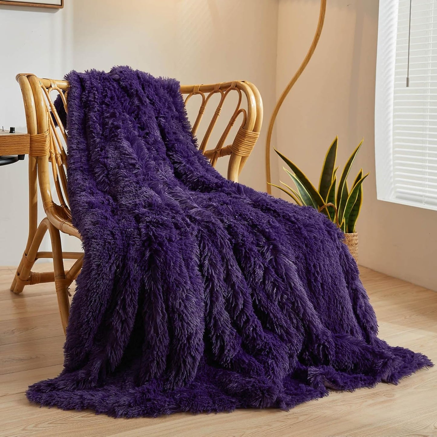 XeGe Plush Faux Fur Throw, Dark Purple Luxurious 50x60 Shaggy Furry Blanket, Thick Fluffy Microfiber Velvet Couch Blanket, Ultra Soft Fuzzy Office Lap Throw for Sofa Bed Car Purple