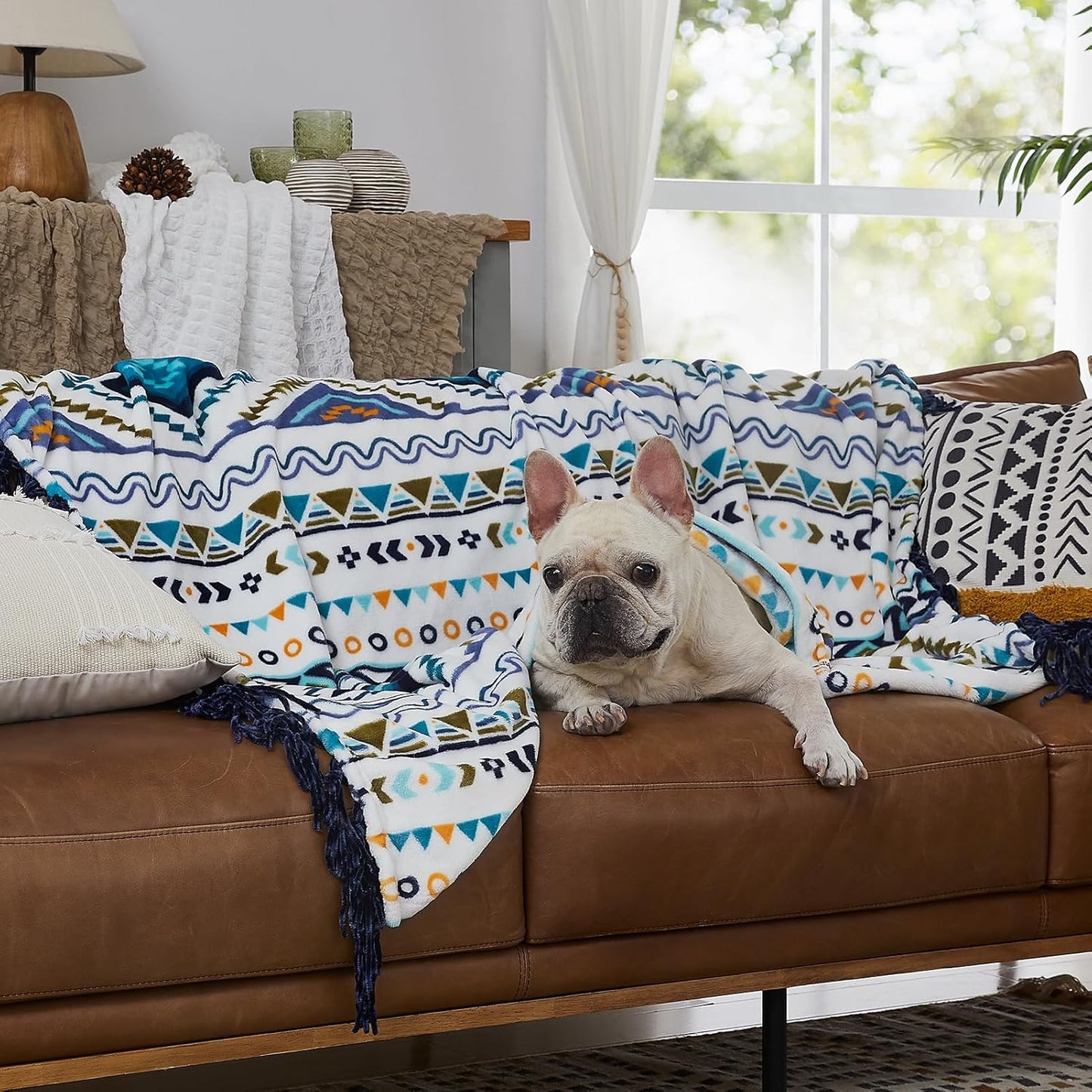 CASAAGUSTO Boho Throw Blanket - Blue and White Decorative Blankets with Tassel, Printed Flannel Bohemian Blanket for Chair, Bed, Sofa, Couch(50 * 60, Blue and White)