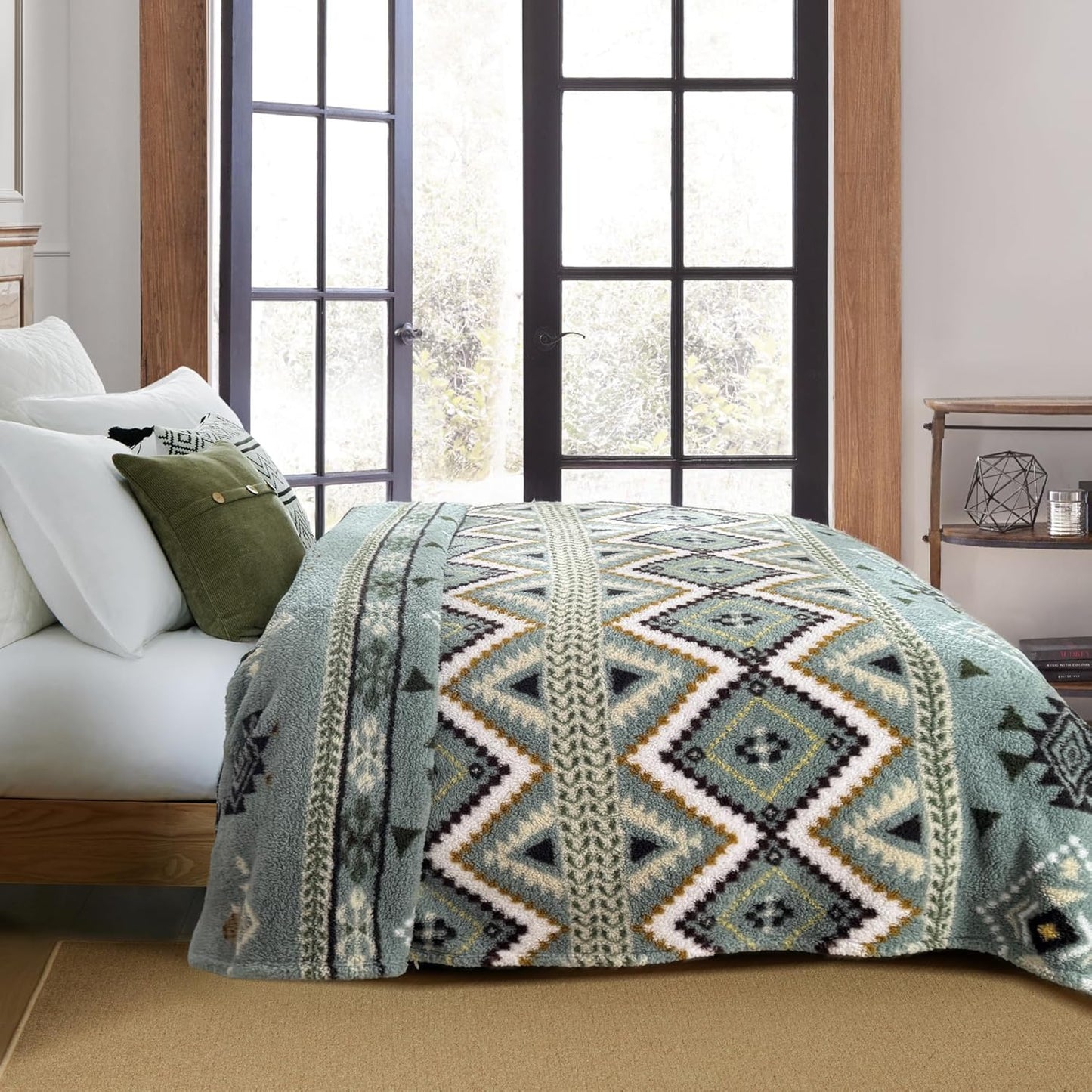 CASAAGUSTO Boho Sherpa Throw Blanket, Aztec King Size Blanket, Ultra Soft, Warm, Cozy, Plush, Thick Fleece Bohemian Throw Blanket for Couch, Bed, Sofa (Olive Green 108 * 90 Inch)