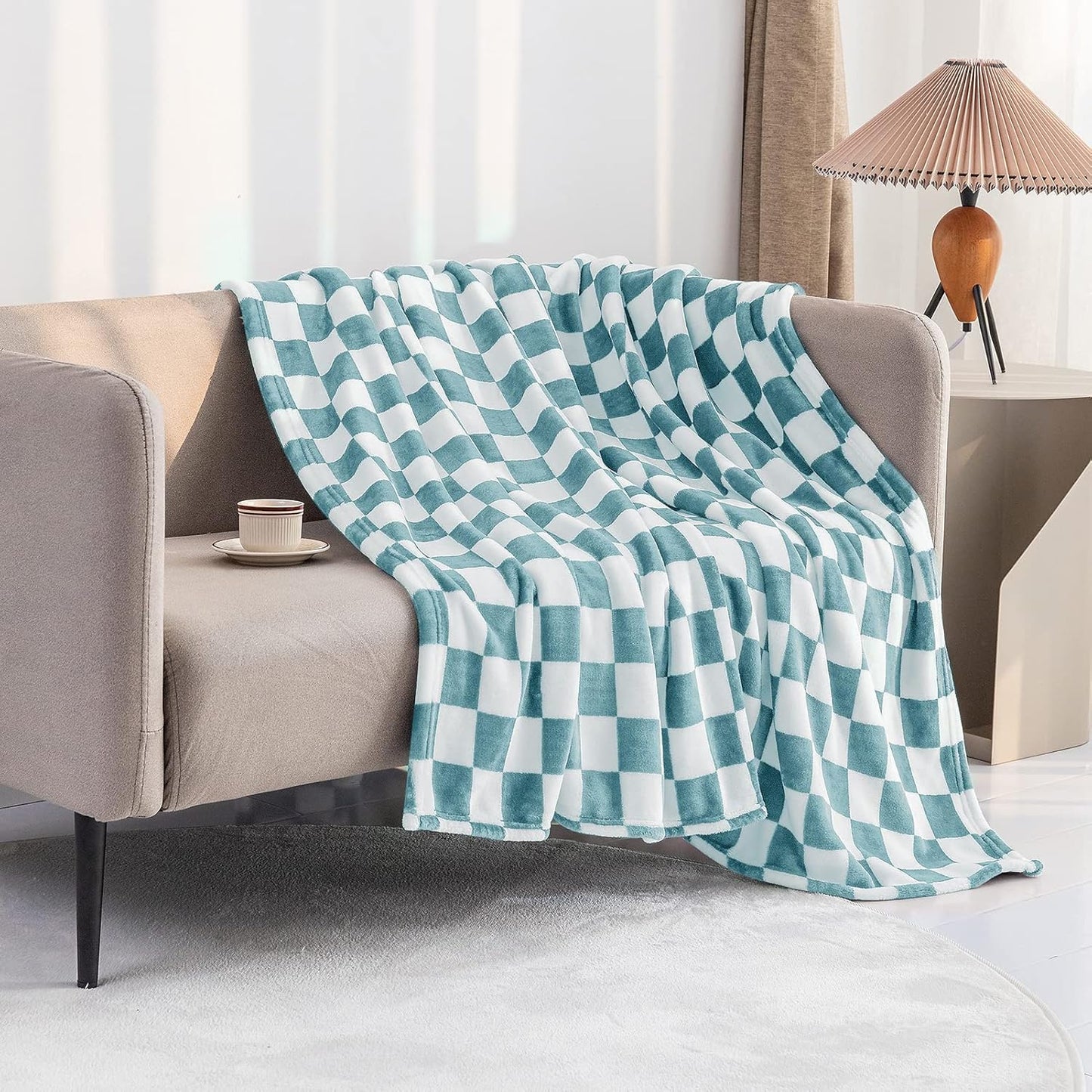 LOMAO Throw Blankets Flannel Blanket with Checkerboard Grid Pattern Soft Throw Blanket for Couch, Bed, Sofa Luxurious Warm and Cozy for All Seasons (Light Blue, 50"x60")