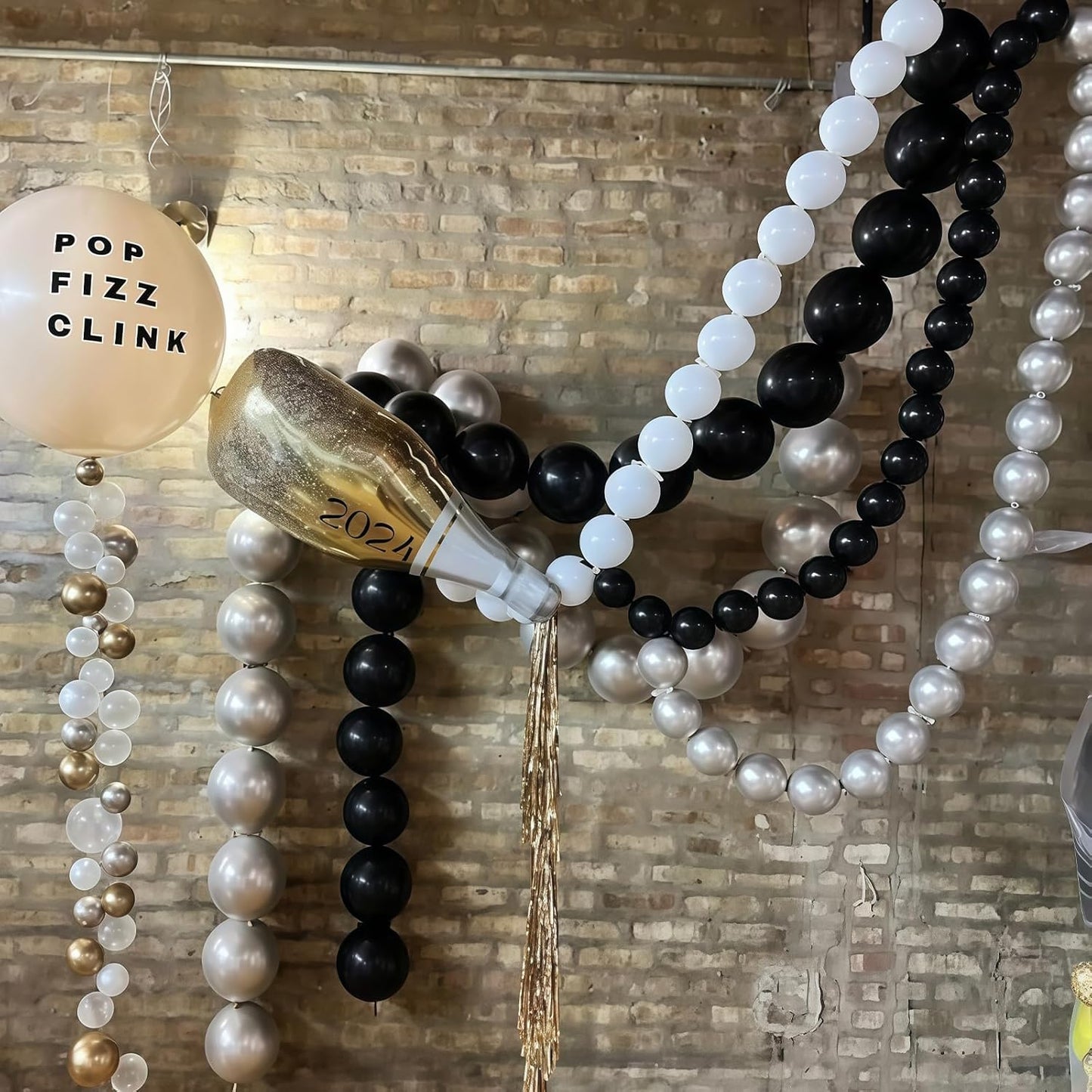 Black and Silver Linking Balloons, 100PCS 6 Inch Small Metal Silver Link Balloons for Making Balloon Wall Heart Arch, Quick Linked Balloon for Wedding Birthday Baby Shower Graduation Party Decorations