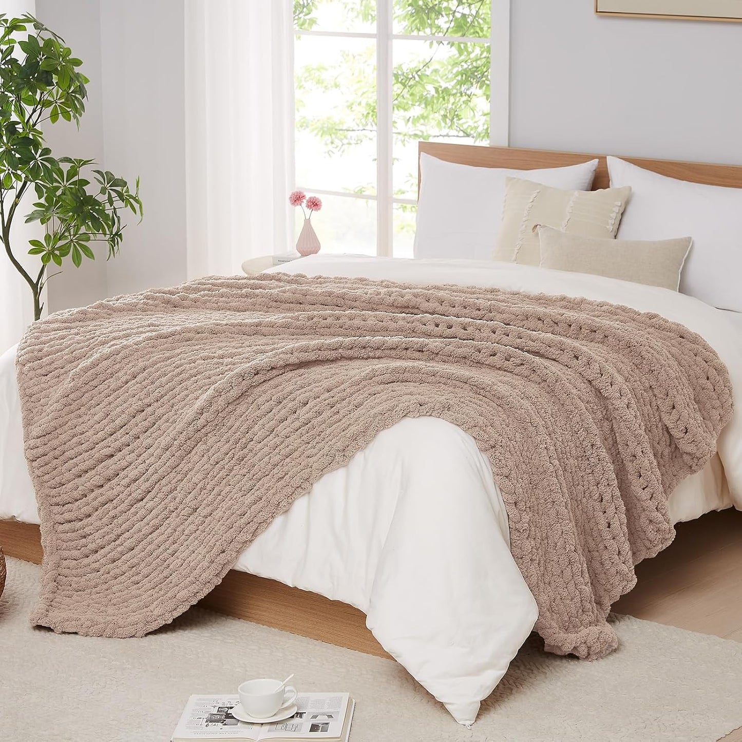 L'AGRATY Chunky Knit Blanket Throw: 72''x84'' Chenille Chunky Knitted Throw Blankets for Bed Couch - Handmade Thick Big Cable Knit Blanket - Large Crochet Rope Blankets for Home Decor(Light Taupe)