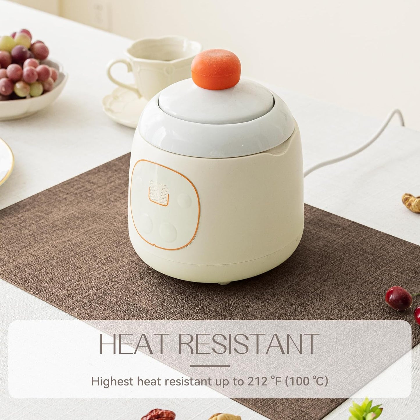 Romanstile Vinyl Placemats Set of 6-12 X 18 Inch - Heat Resistant Place Mats 100% Waterproof Oilproof Wipeable Reversible Faux Leather Table Mats for Kitchen/Dining/Party/Outdoor, Brown