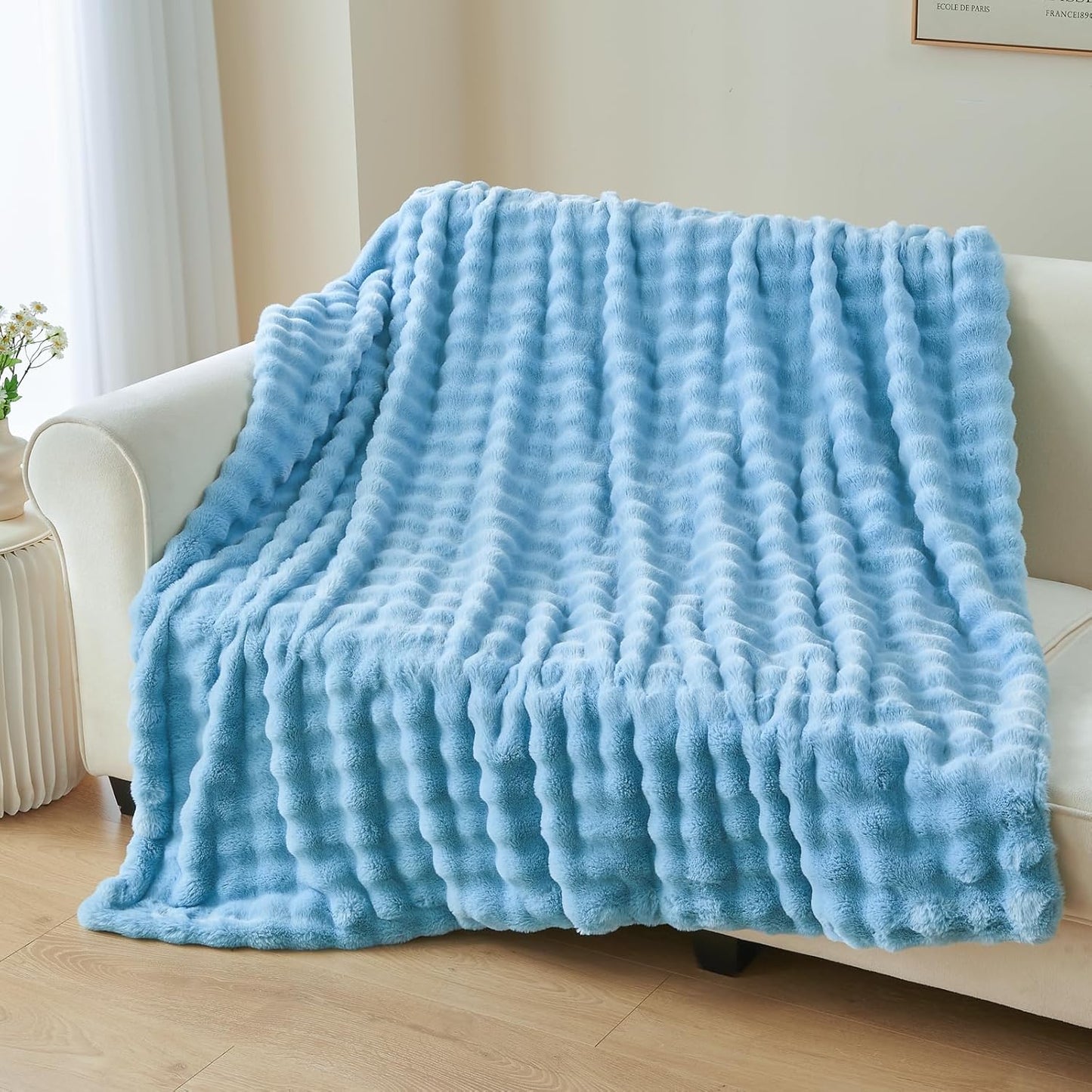 NEWCOSPLAY Faux Fur Throw Blanket Blue Bubble Blanket Thick Warm Soft for Couch Sofa Bed 550GSM (Blue, Throw(50"x60"))