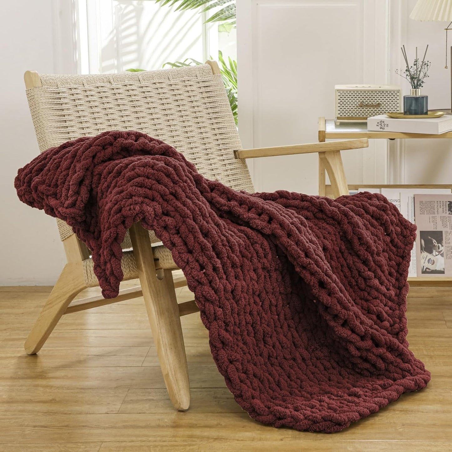 WESHIONGOO Chunky Knit Blanket Throw 40"×40" Knitted Throw Blankets for Couch Bed Fluffy Soft Blanket with Jumbo Chenille Yarn Thick 100% Handmade (Burgundy Red)