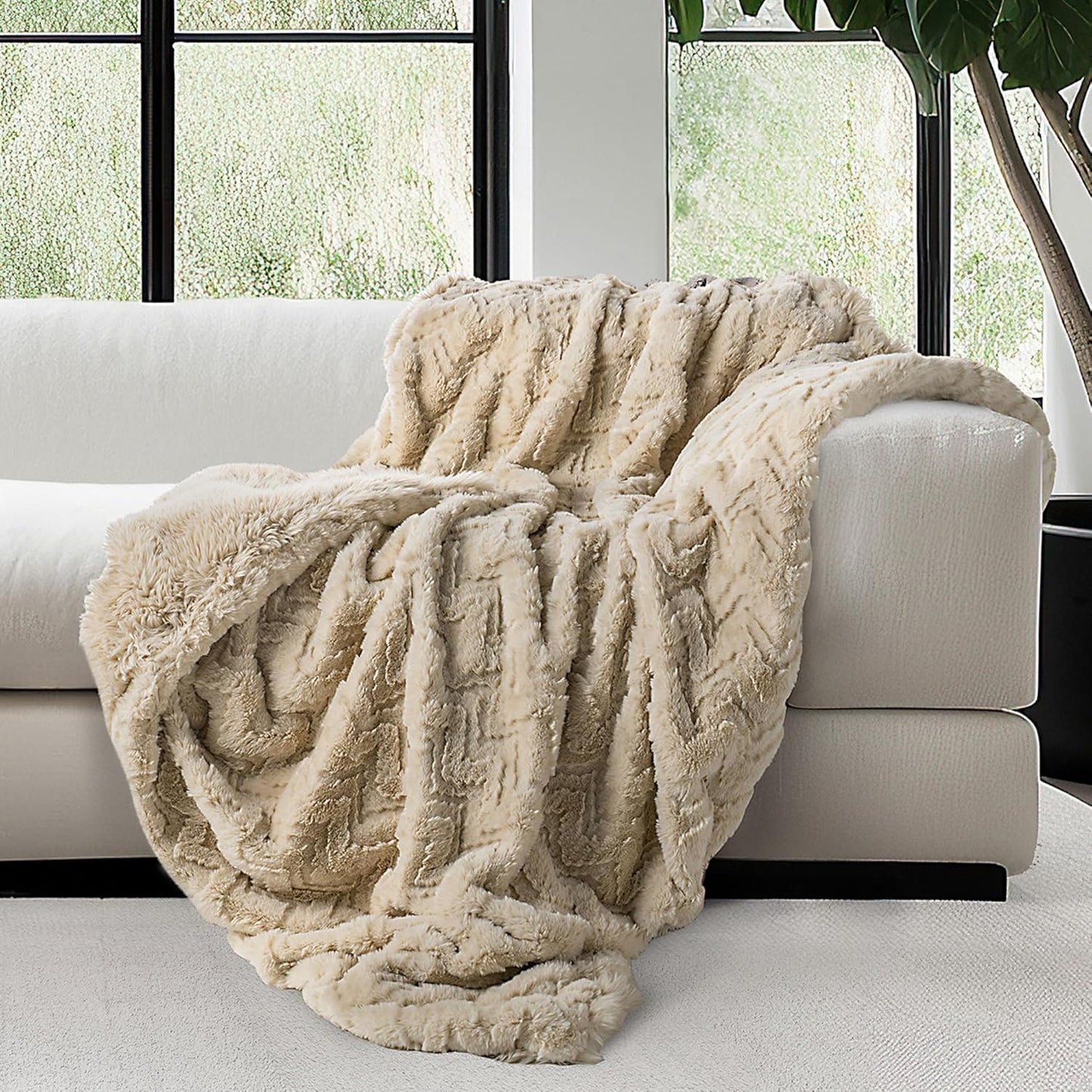 Mon Chateau Premium Reversible Queen Size Luxury Faux Fur Throw for Couch, Sofa, or Queen Size Bed - Plush Cozy Soft Blanket for Sleeping or Home Décor, 60" x 70" (Beige Jacquard)