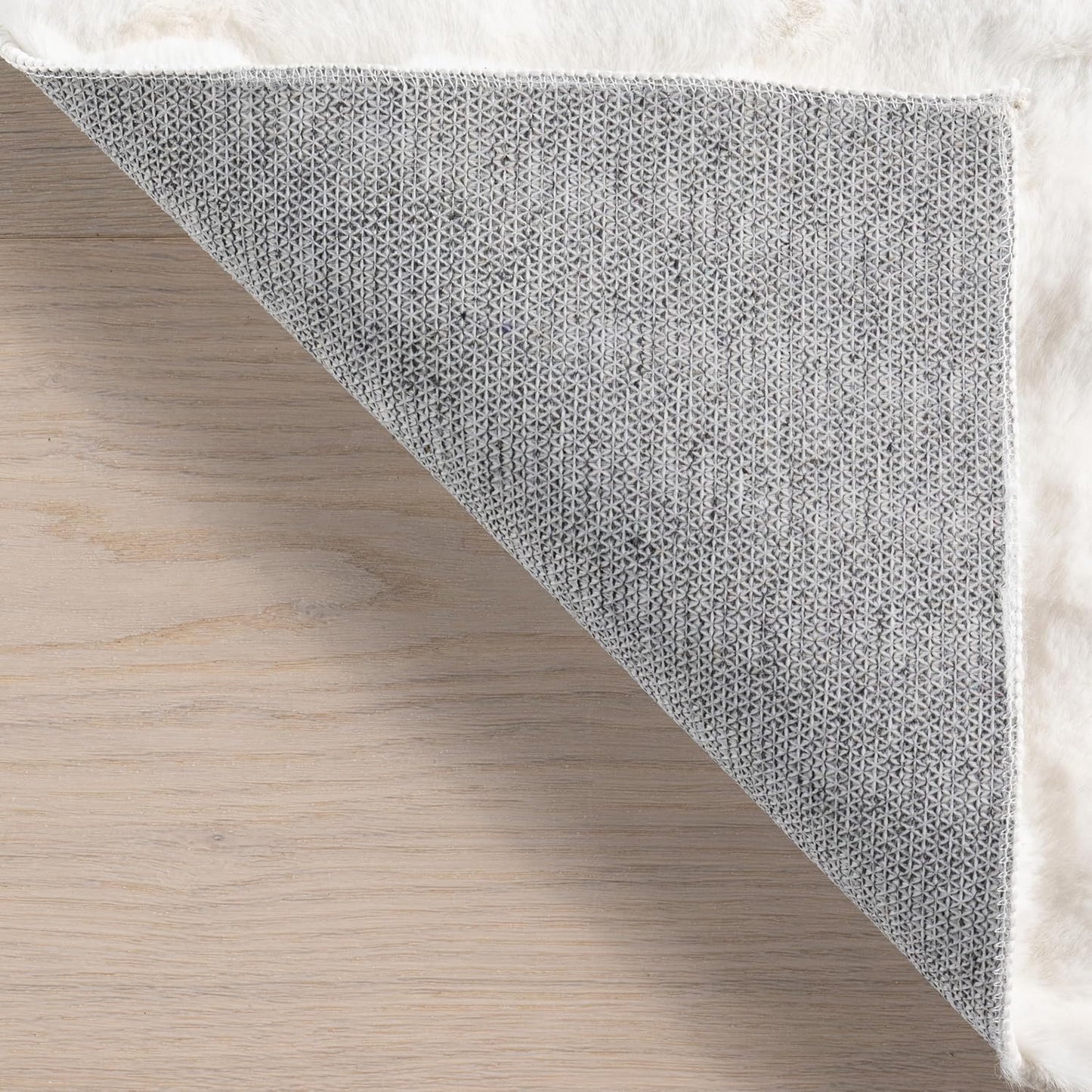 nuLOOM 2' x 8' Cozy Plush SuperiorWash Area Rug, Machine Washable, Non-Slip, Soft Fluffy Shag Carpet for Living Room Bedroom Kids Room Nursery Home Decor, Jeni White