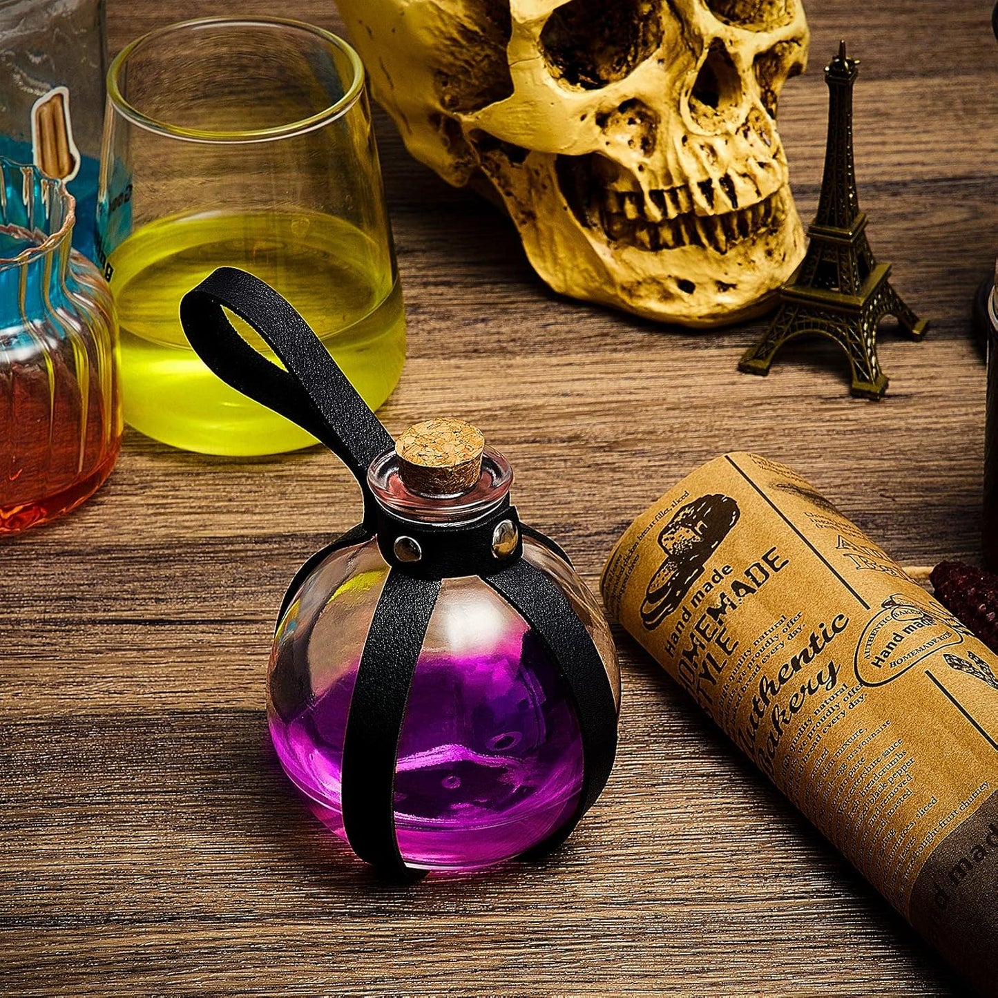 Patelai 2 Pcs Halloween Glass Potion Bottles with Belt Cork Renaissance Witch Costume Accessories Witch Props Potion Bottle for Halloween Party Decor Cosplay DIY Crafts Gift (Black,Brown)