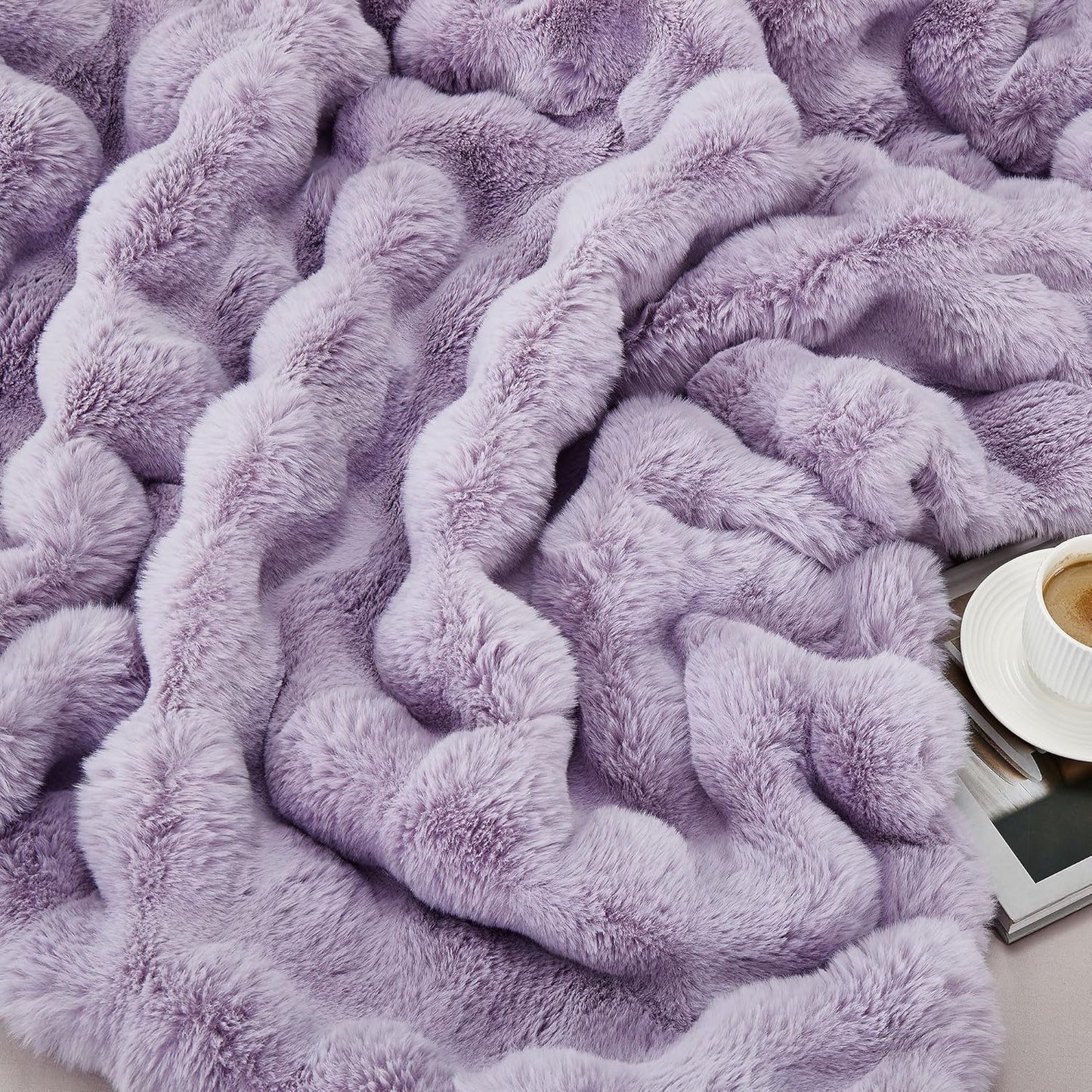 DREAMNINE Large Soft Thick Fuzzy Bubble Faux Rabbit Fur Blanket Queen Size 80" x 90", Double Side Comfy Plush Warm Shaggy Fluffy Blankets, Luxury Big Cozy Textured Furry Blanket for Bed, Lilac Purple