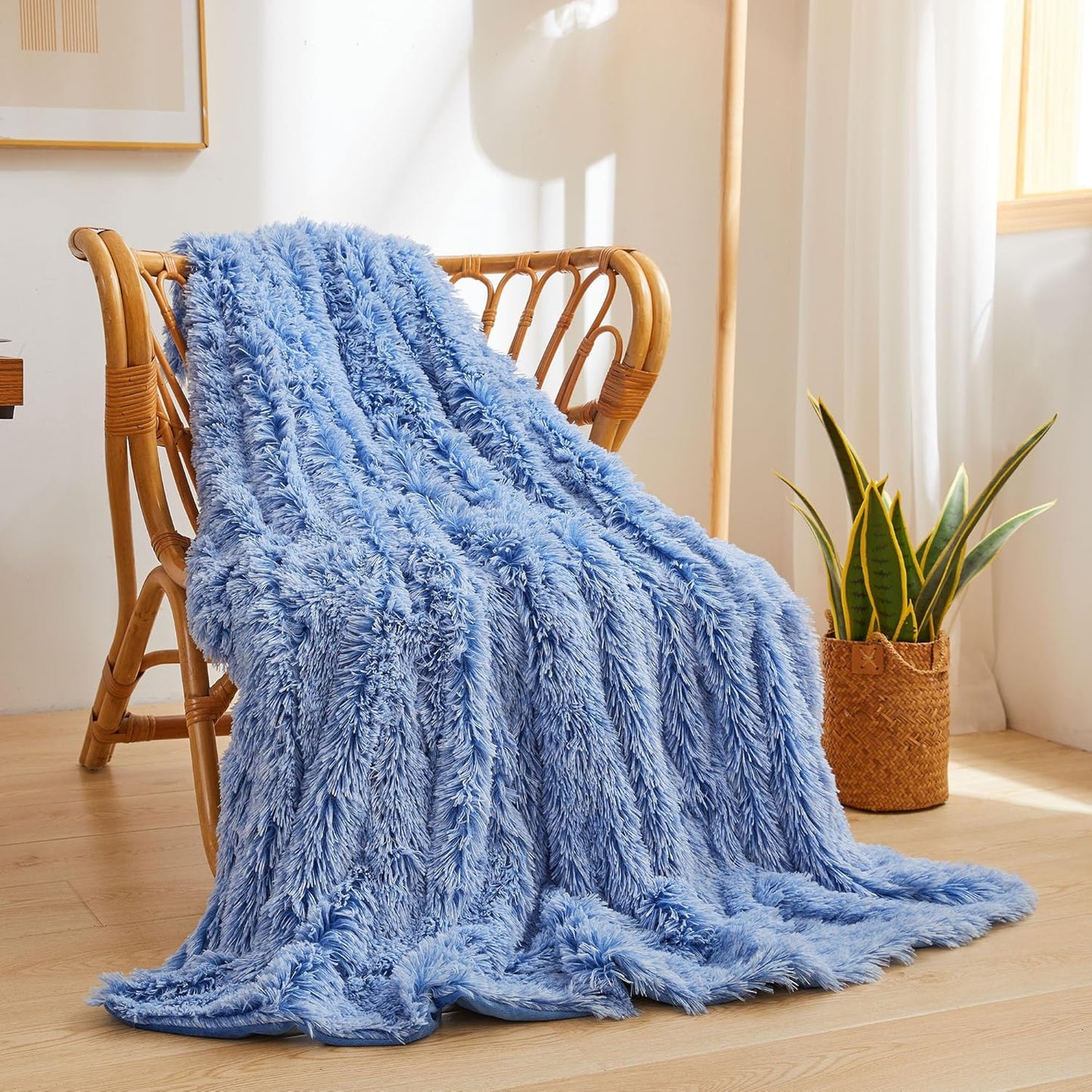 XeGe Luxury Fluffy Throw Blanket, Cobalt Blue Soft 50x60 Faux Fur Blanket Throw, Shaggy Plush Decorative Couch Blanket, Cute Furry Throw Fuzzy Blanket for Sofa Bed, Ombre Cobalt Blue