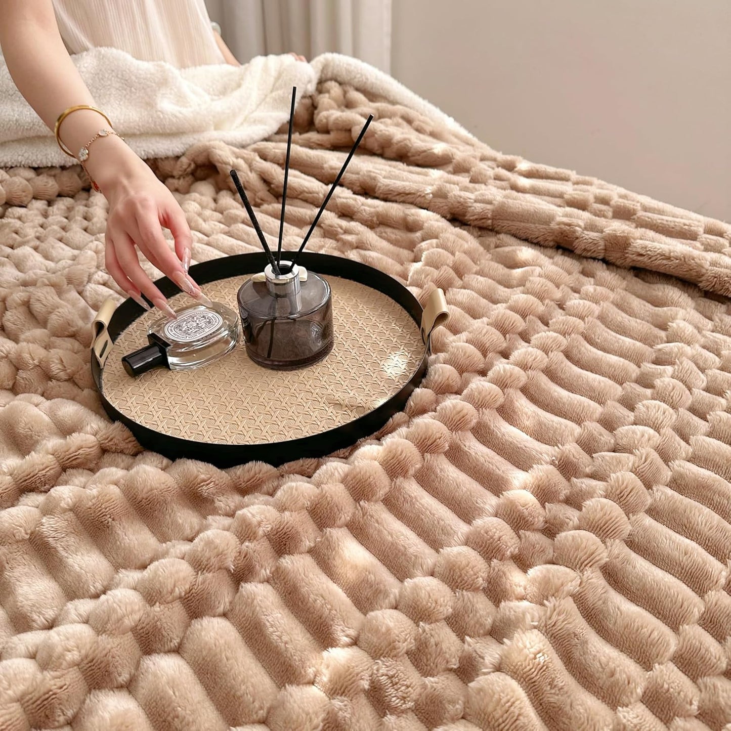 UKELER Sherpa Throw Blankets 60 × 80 inch, 470 GSM Striped Sherpa Fleece Blanket for All Season, Warm and Cozy Blanket for Couch Sofa Bed Office Camping, Purple