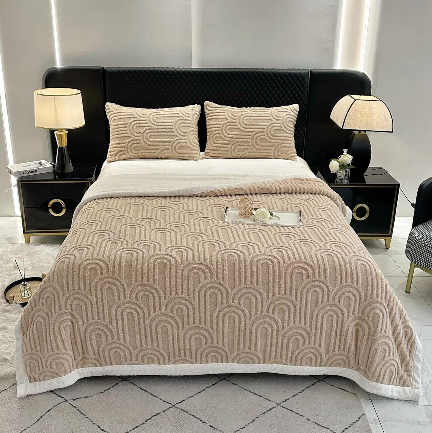 UKELER Sherpa Fleece Blanket 60 × 80 inch, Ultra Soft Twin Size Throw Blanket for All Season, Cozy Plush Arch Blankets for Bed Couch Sofa Office Camping, Camel