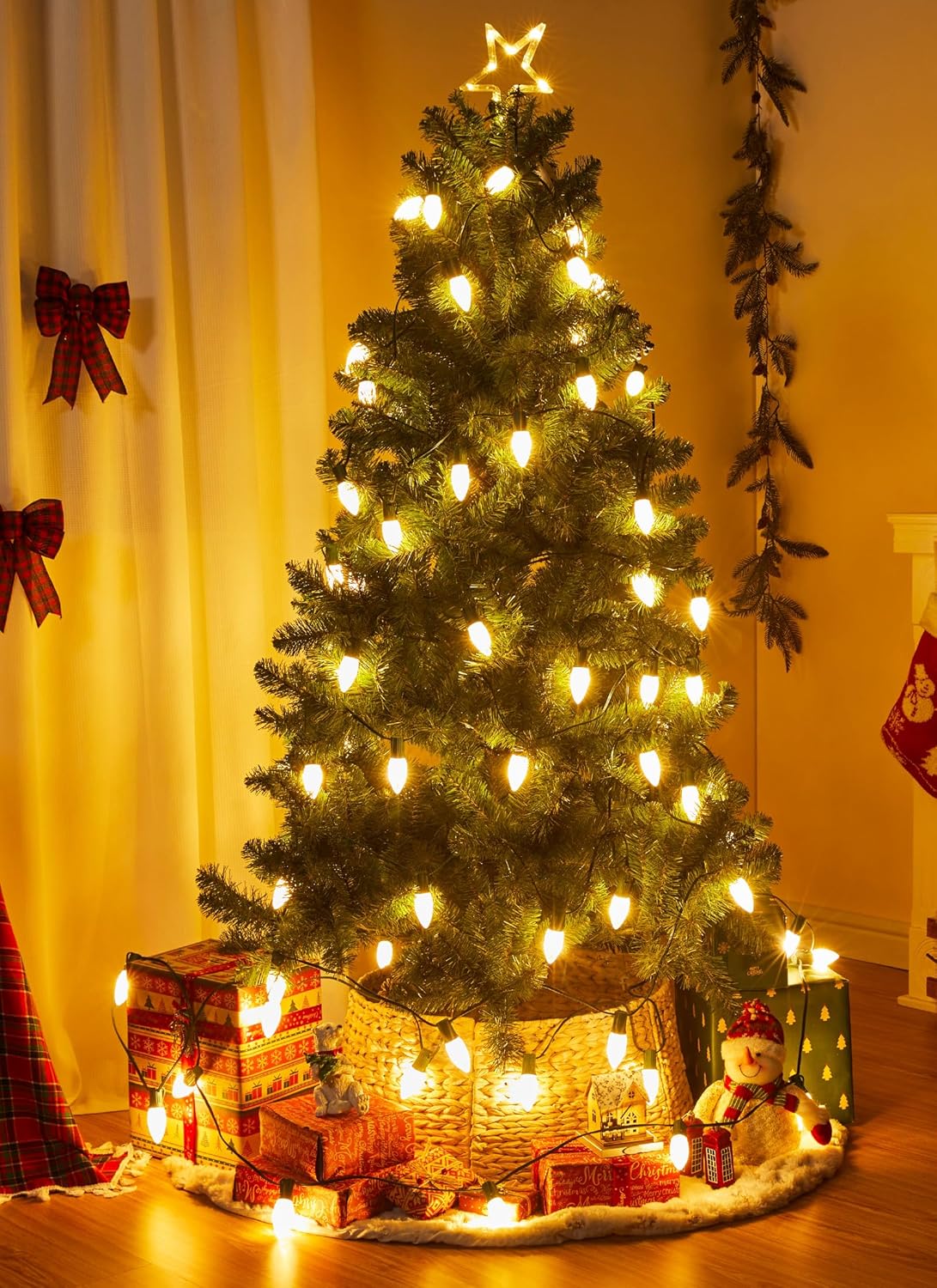 Brightown Outdoor Christmas Lights, 100 Ft C9 LED Commercial String Lights with Warm White Strawberry C9 Bulbs, Waterproof Connectable UL Certified C9 Lights for Indoor Home Yard Xmas Tree Decor