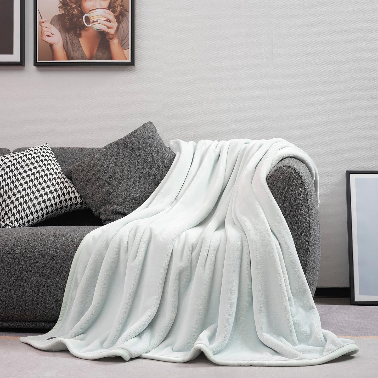 Mellowdy Extra Thick Hearty Plush Flannel Blanket (Pale Mint, 60x80) - 500GSM Twin Size Warm Blanket for Winter, Fall | Soft, Fluffy, Cuddly, Perfect for Bed, Oversized Throw for Couch, Sofa