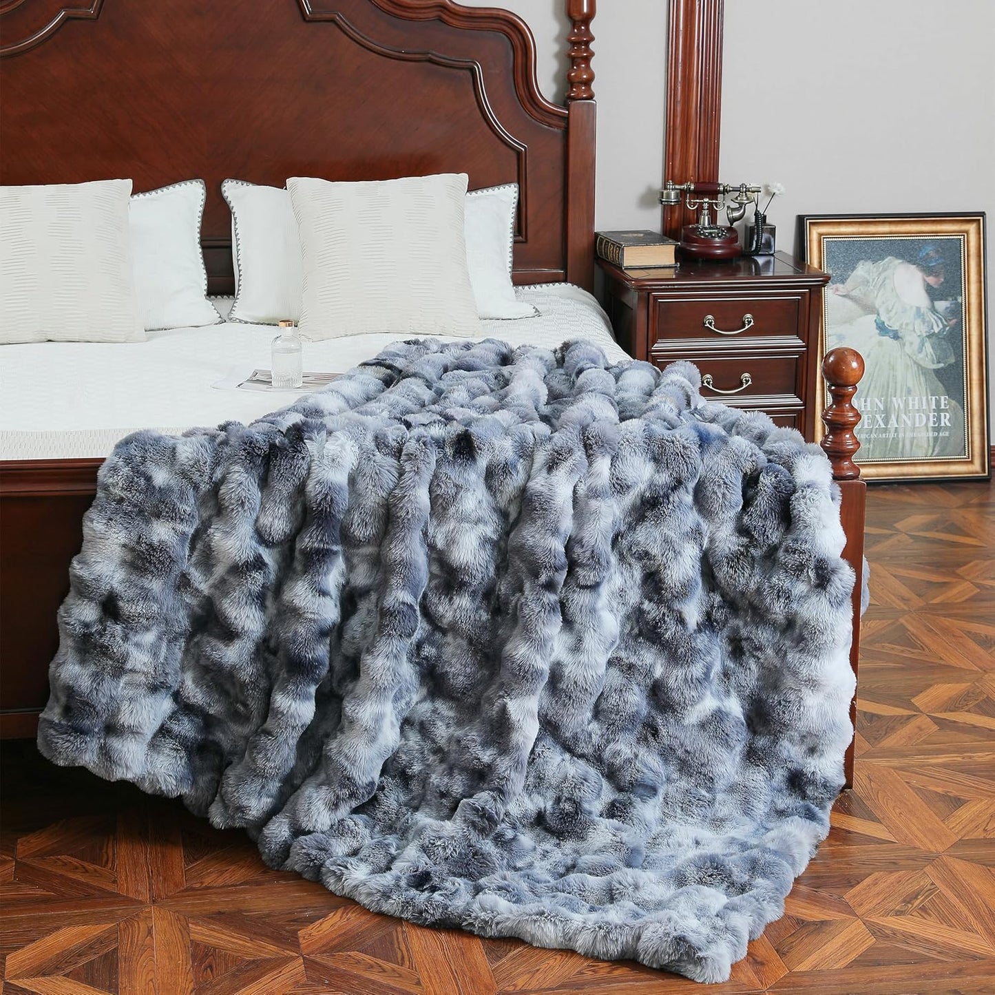 UKELER Soft Faux Fur Throw Blanket 60''x80'', Large Dark Grey Reversible Shaggy Blanket Plush Thick Fluffy Blankets Throws for Bed, Couch, Sofa, Office, Camping