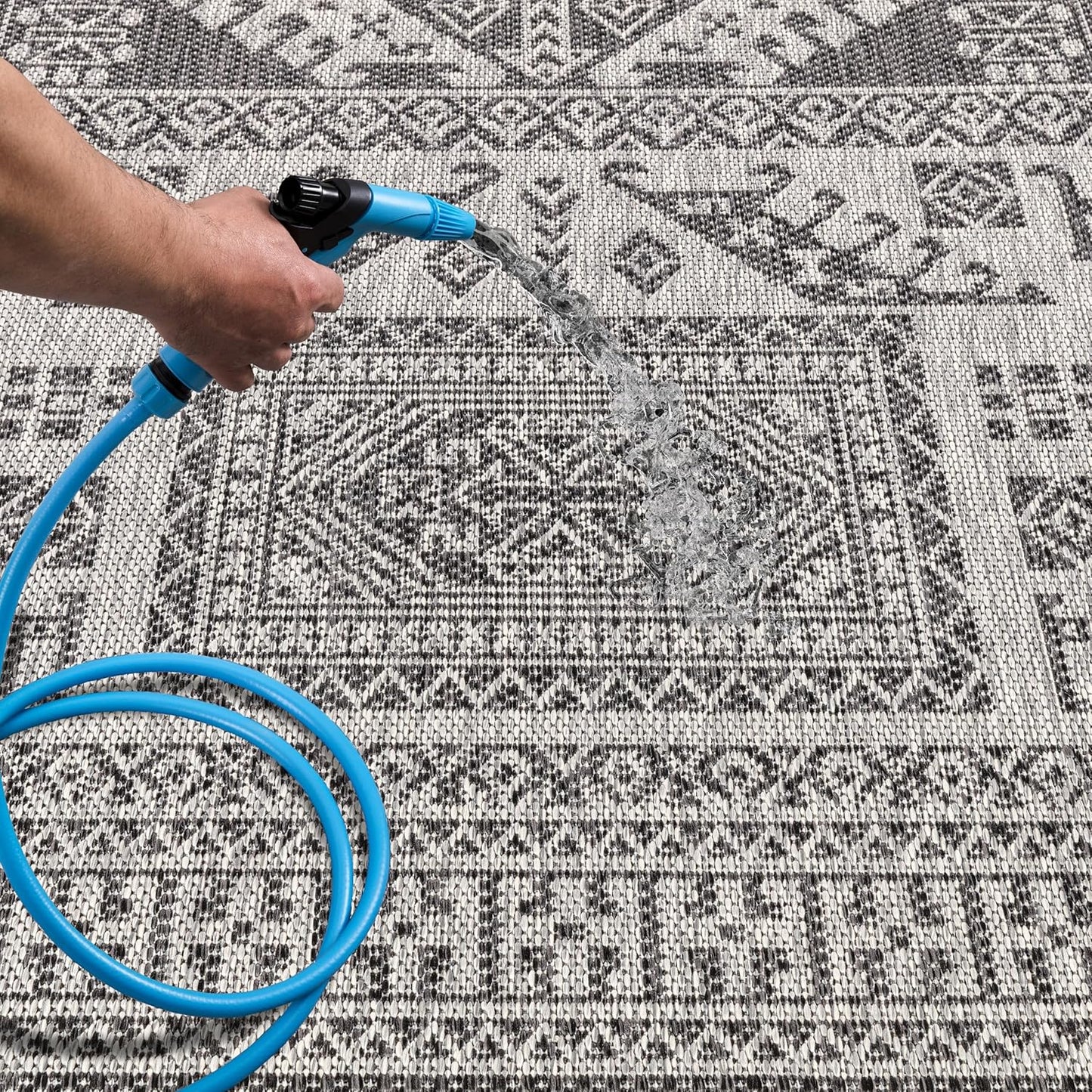 Keen Home Design Terrace Outdoor Area Rug - 4x6 Washable Indoor/Outdoor Rug for Patio, Kitchen, Balcony, Beach, Garden, Deck and Porch, Size: 3'10"x5'7"